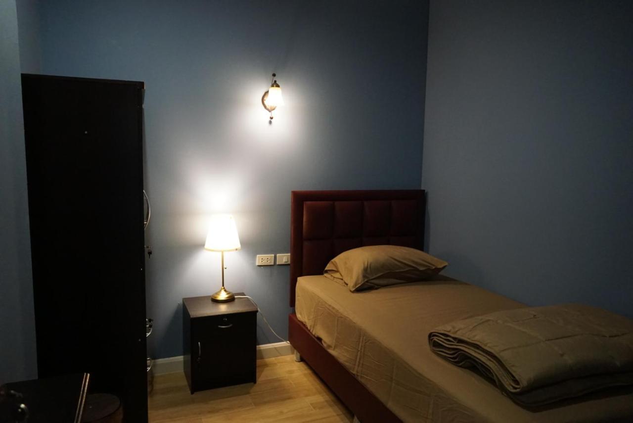 Mangkon Hostel Bangkok Extérieur photo